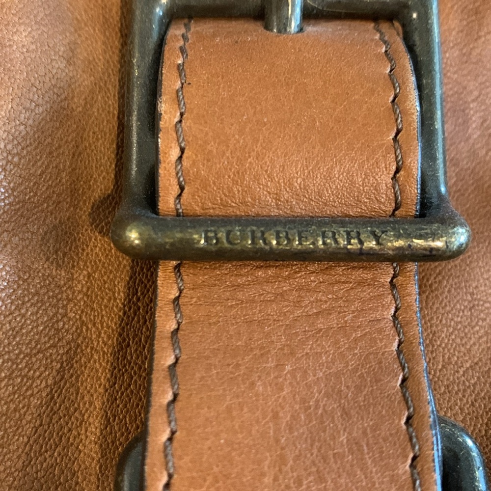 Burberry Belt Bag with Adjustable Strap - Picture 8 of 16